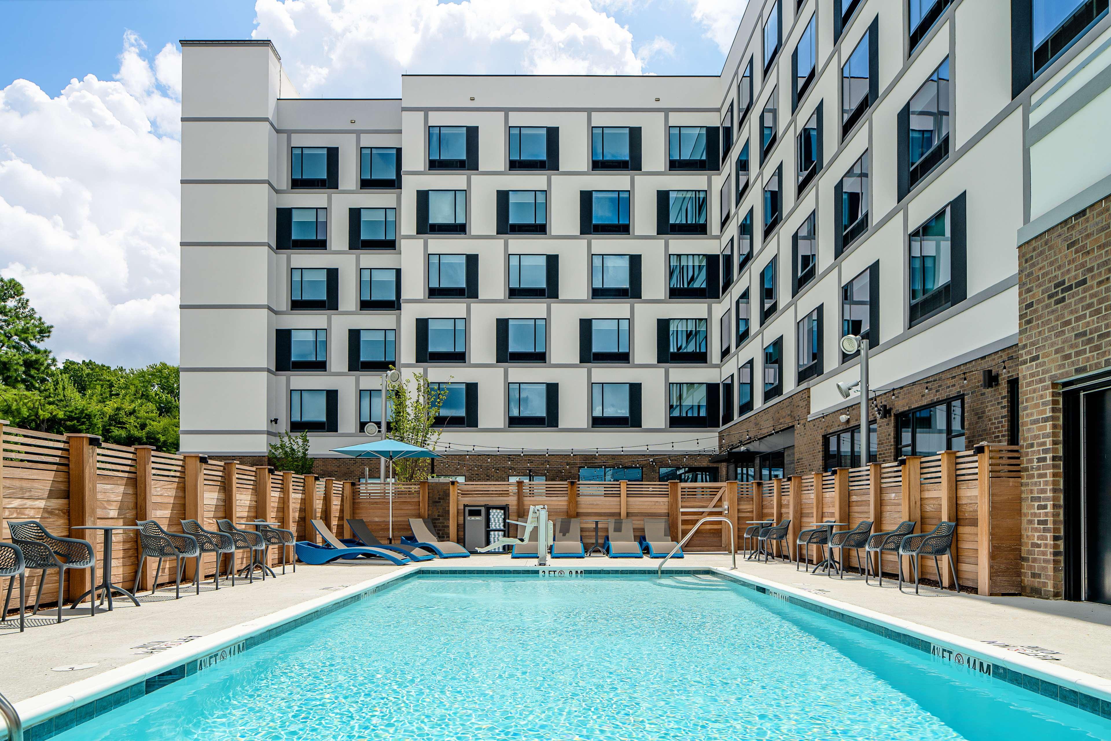 Hampton Inn & Suites Raleigh Midtown, Nc Esterno foto