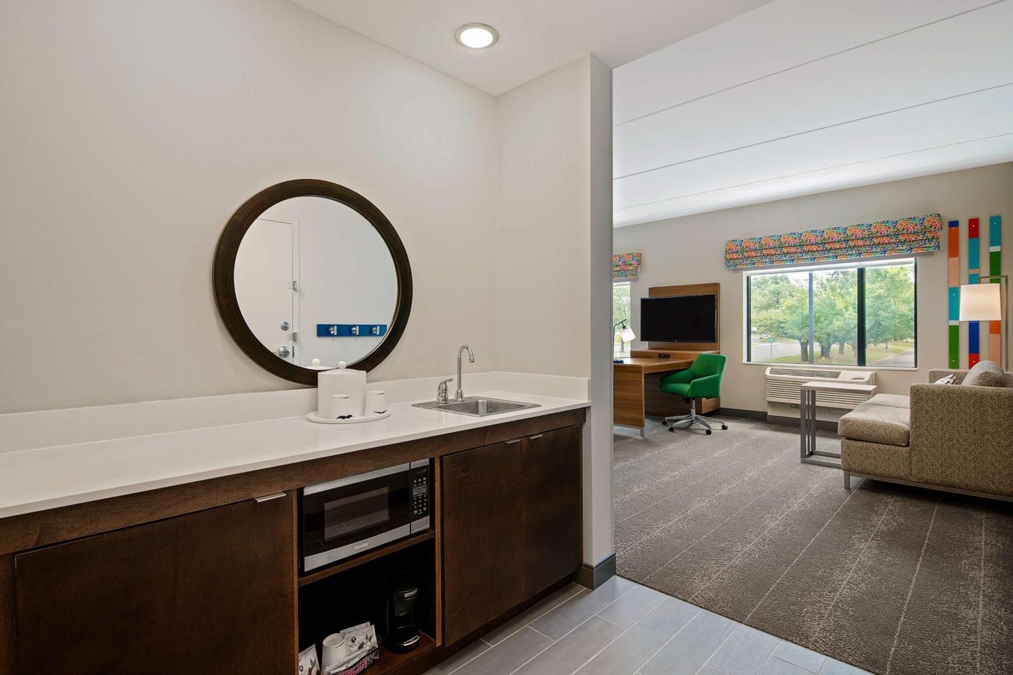 Hampton Inn & Suites Raleigh Midtown, Nc Esterno foto