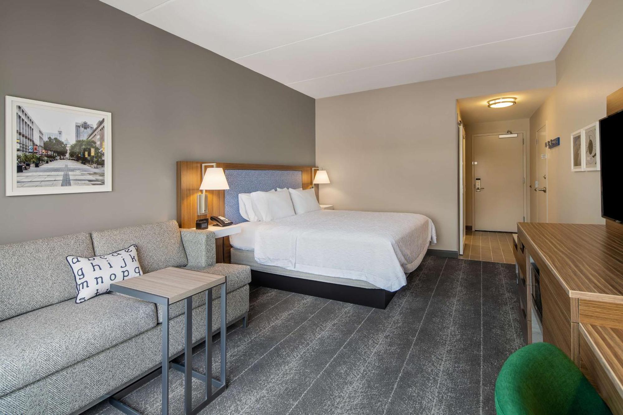 Hampton Inn & Suites Raleigh Midtown, Nc Esterno foto
